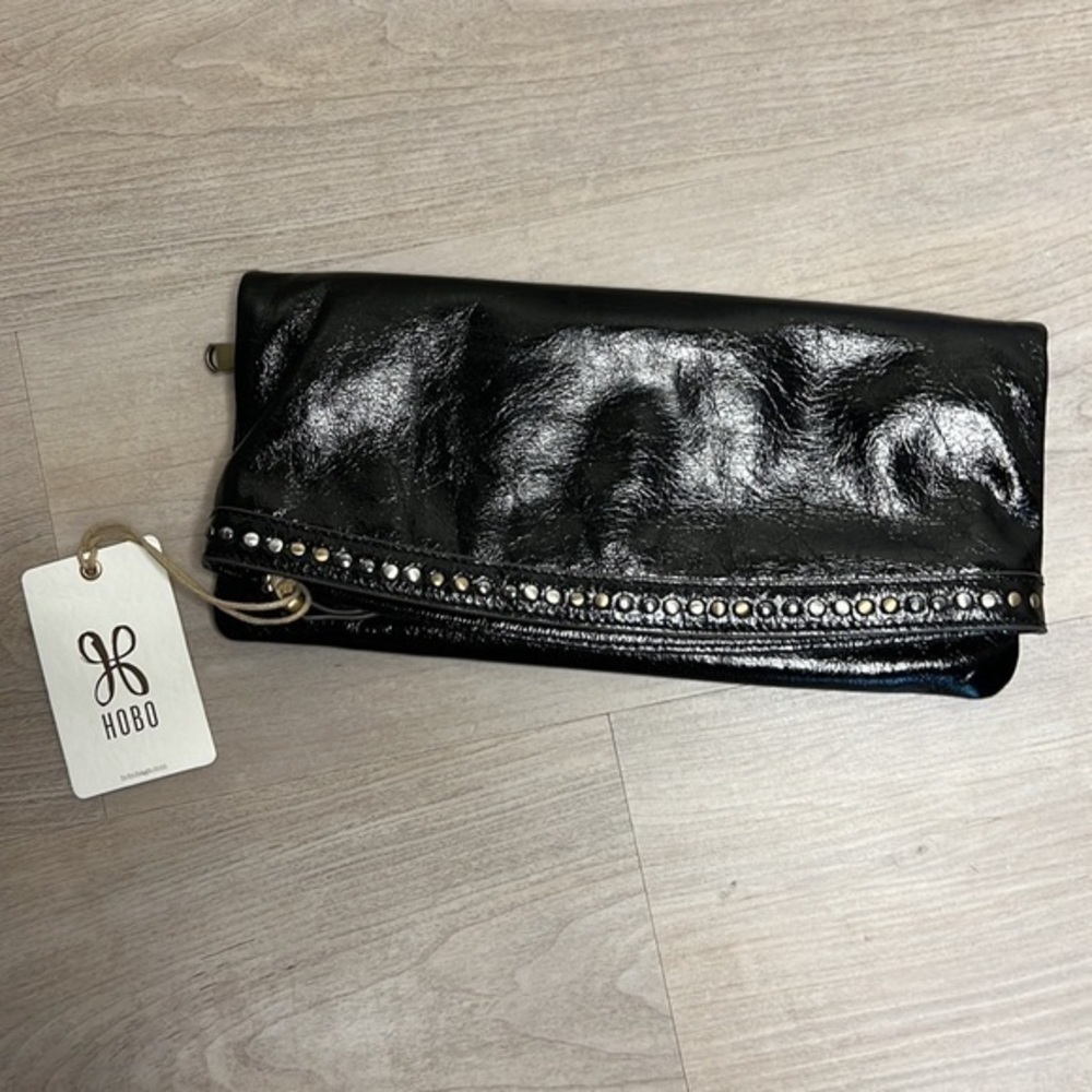 HOBO Zeal Zip Clutch in black, NWT - Picture 4 of 8